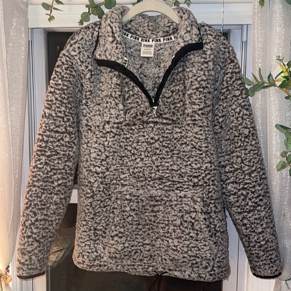 VS PINK Grey Sherpa
